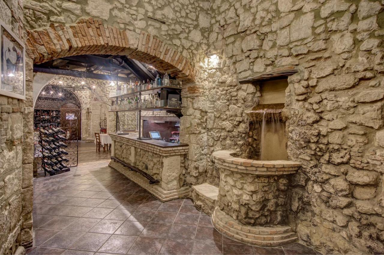 Right House Di Via Sulis - Best Neighborhood In The Town Cagliari Extérieur photo